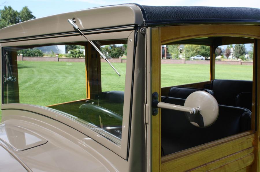  Ford Model B-150 Station Wagon 1932 года  (фото 7 из 15)